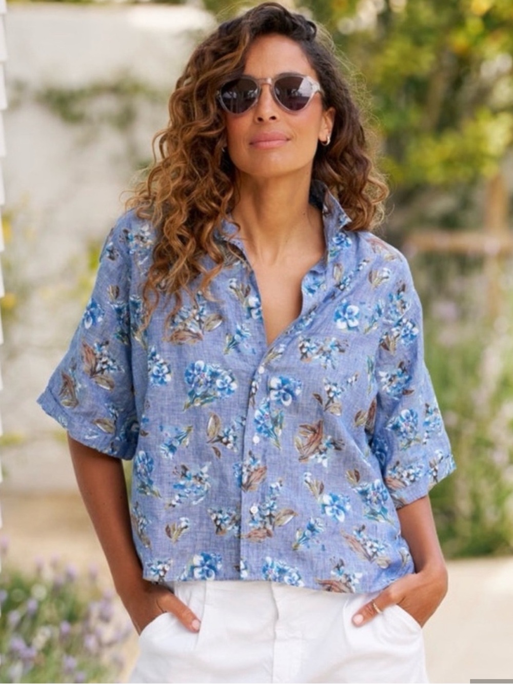 Frank & Eileen Rosie Blue Floral Button-Down linen shirt size S